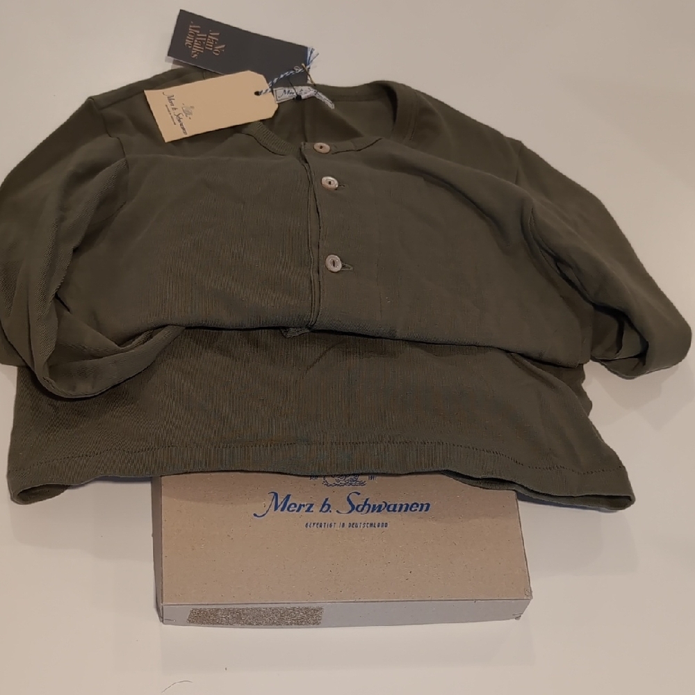 Merz b. Schwanen Olive Green Button-Up Top New With Tags And Box Unisex Size 3
